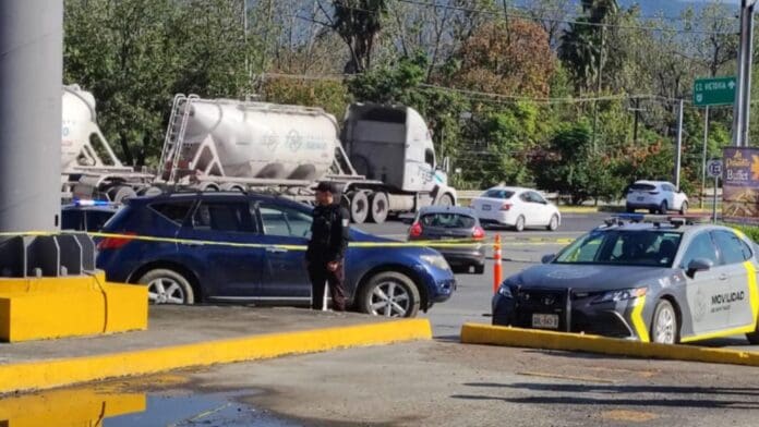 Bebé pierde la vida tras ser atropellado por su madre en Santiago, Nuevo León