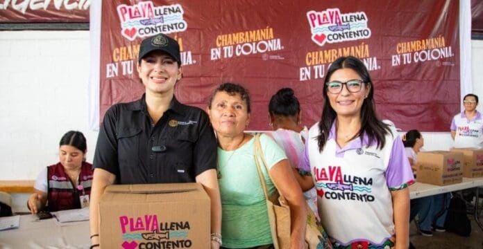 Estefanía Mercado lleva la “Chambamanía” a la colonia Luis Donaldo Colosio con todos los servicios municipales gratis.