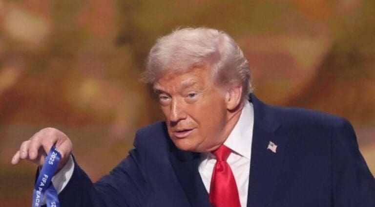 Donald Trump no está de acuerdo con que Netflix adquiera Warner Bros y HBO. Ha expresado algunas dudas sobre la fusión.