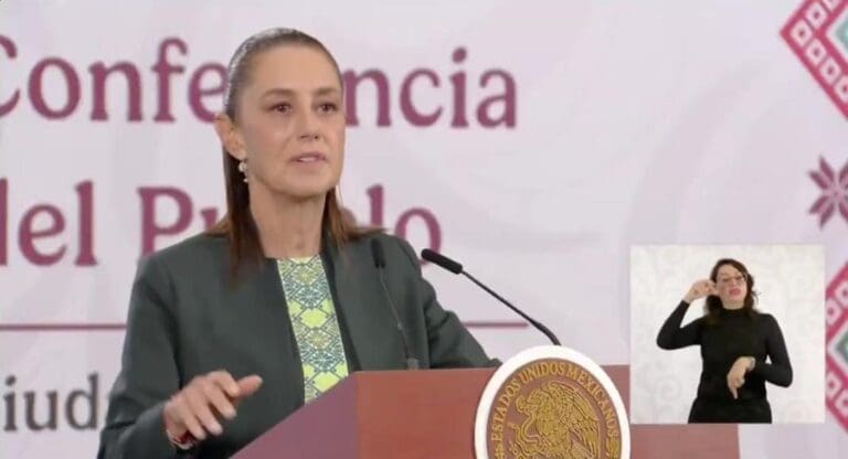 Alerta Claudia Sheinbaum sobre los videos creados con IA que usan su imagen para promover inversiones, son falsos.