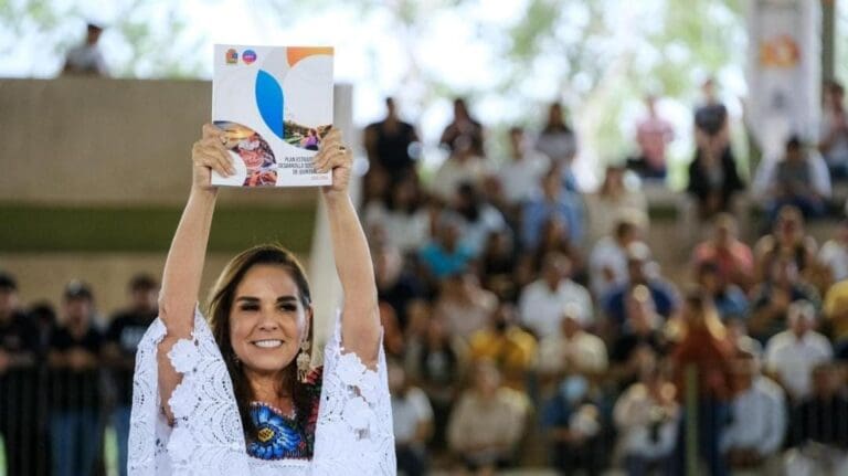 Mara Lezama finaliza el 2025 como la mejor gobernadora de México, según el ranking que elabora Consulta Mitofsky.