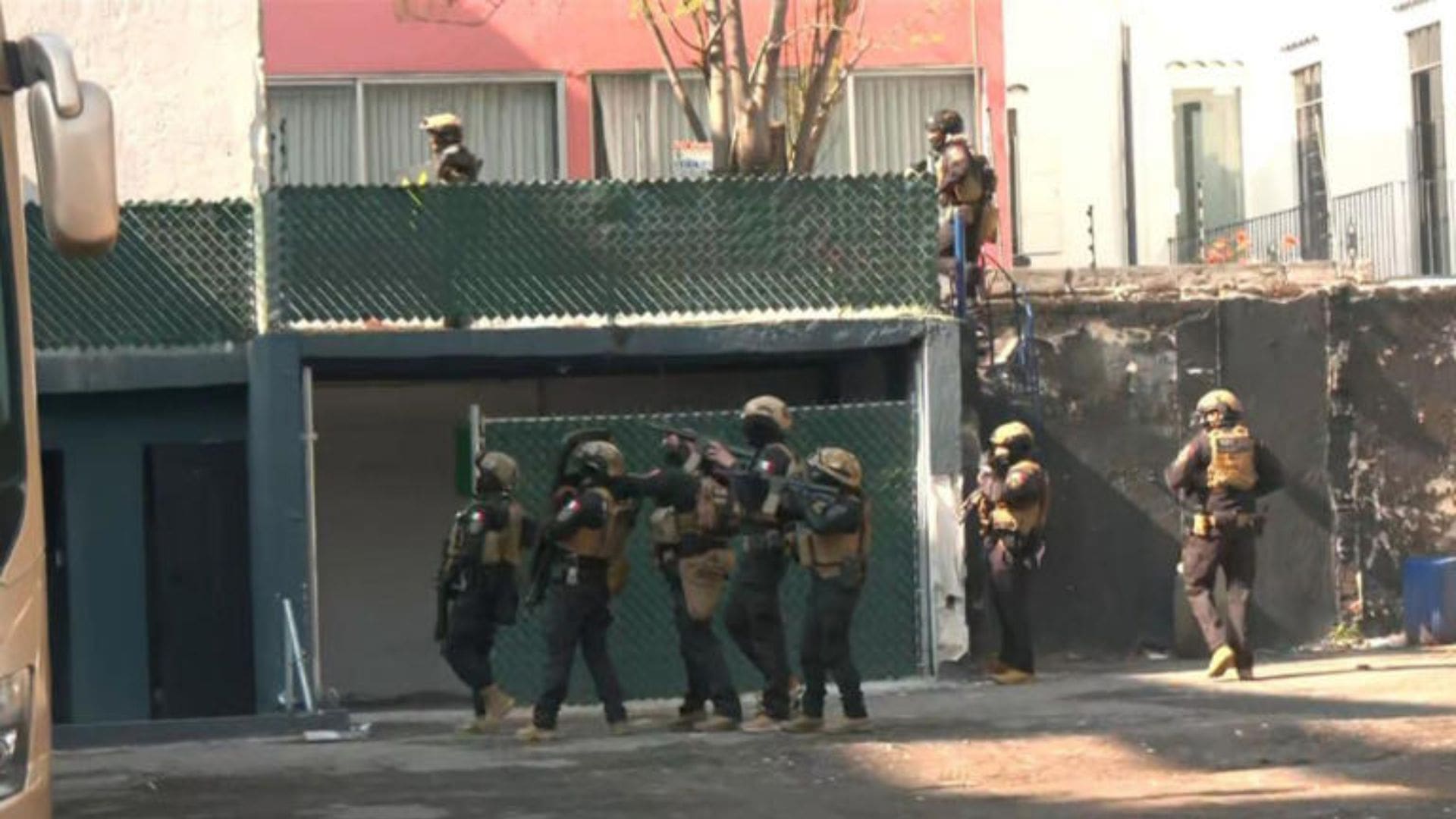 Detienen a seis presuntos extorsionadores tras balacera en alcaldía Cuauhtémoc en CDMX