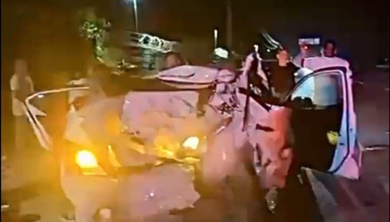 Muere una persona y tres más quedaron lesionadas tras un accidente en el tramo que va de Playa del Carmen a Tulum.