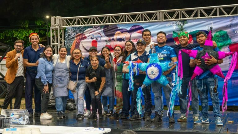 Aguakan celebra con éxito la primera Gran Feria Navideña Familiar 2025
