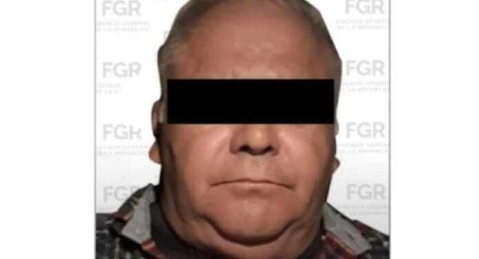 Detiene la FGR a excolaborador de García Luna acusado de delincuencia organizada. Ya son varios los aprehendidos.