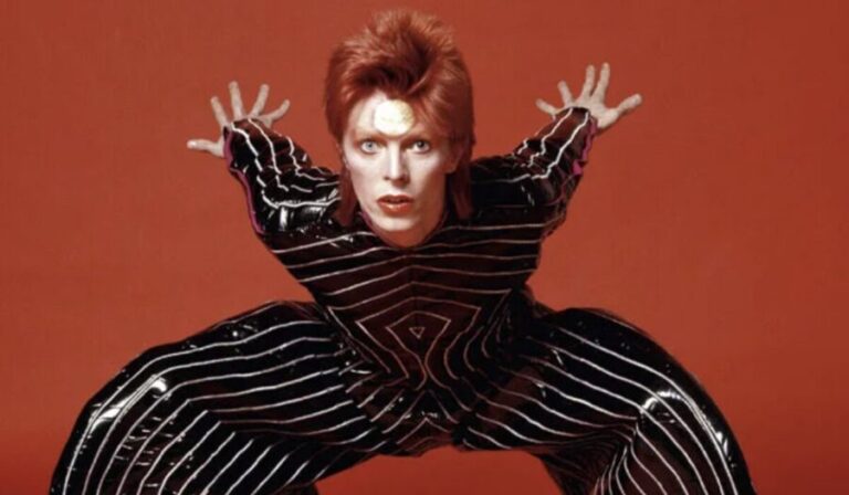 Casa de la infancia de David Bowie en Londres, Inglaterra será museo en 2027