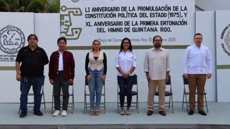 Gobierno de Playa del Carmen conmemora 51 aniversario de la Constitución de Quintana Roo