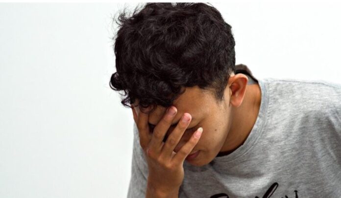 Revela estudio que más de 3.6 millones de mexicanos viven con depresión. Si reconoces los síntomas es importante que pidas ayuda.