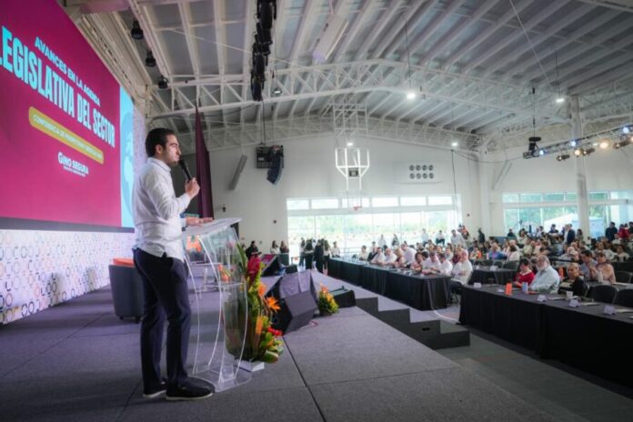 Gino Segura anuncia reforma integral a la Ley General de Turismo