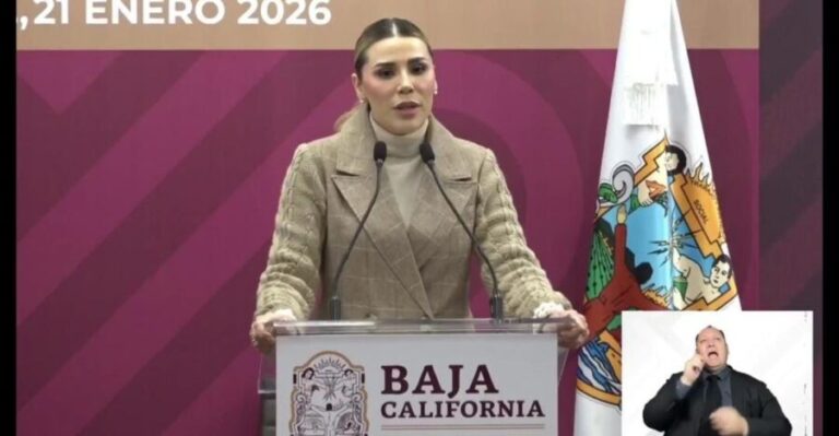 Gobernadora de Baja California Marina del Pilar confirma que investigan a su exesposo por tráfico de armas.