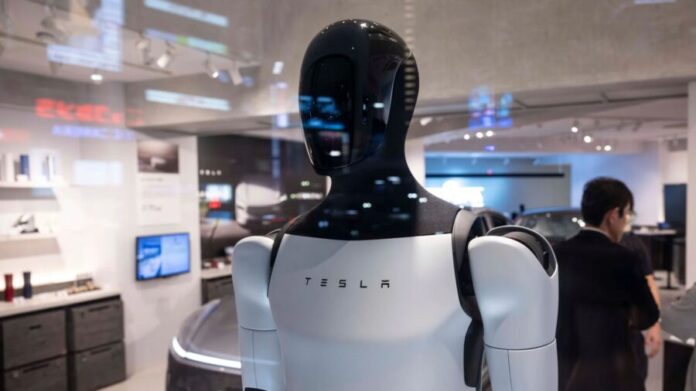 Elon Musk prevé vender un millón de robots humanoides para 2027