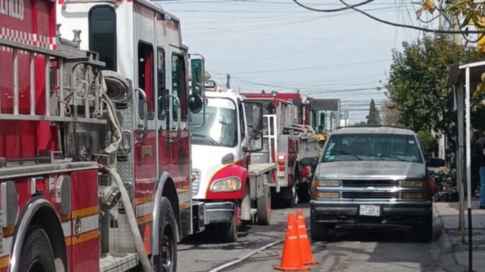 Mujer pierde la vida al incendiarse su casa en Saltillo, Coahuila