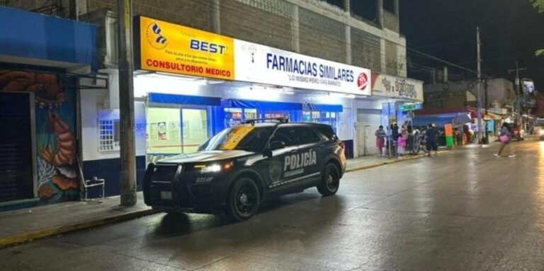 Fallece mujer de un infarto en unos consultorios de Similares en Playa del Carmen. Tenía cerca de 50 años y esperaba ese atendida.