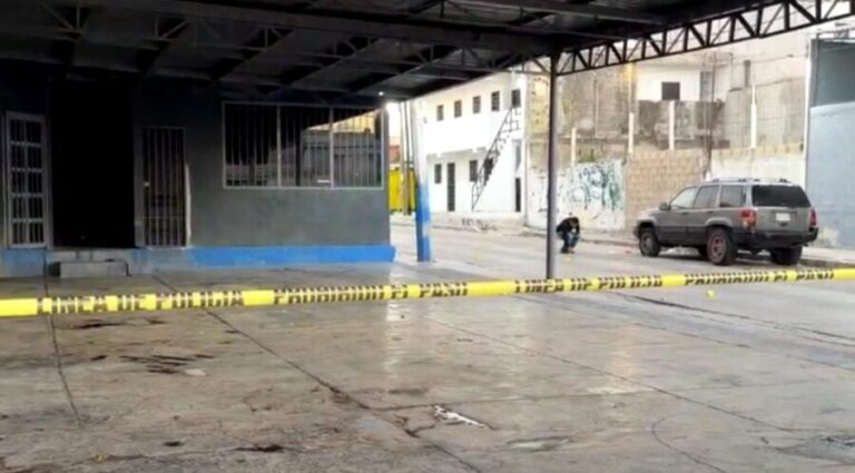 Sigue la violencia en Cancún, reportan dos ataques; disparan contra una limpiaparabrisas y un lavado de autos.