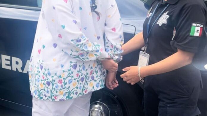 Detienen a mujer por defraudar a más de 125 personas con 22 mdp en Durango