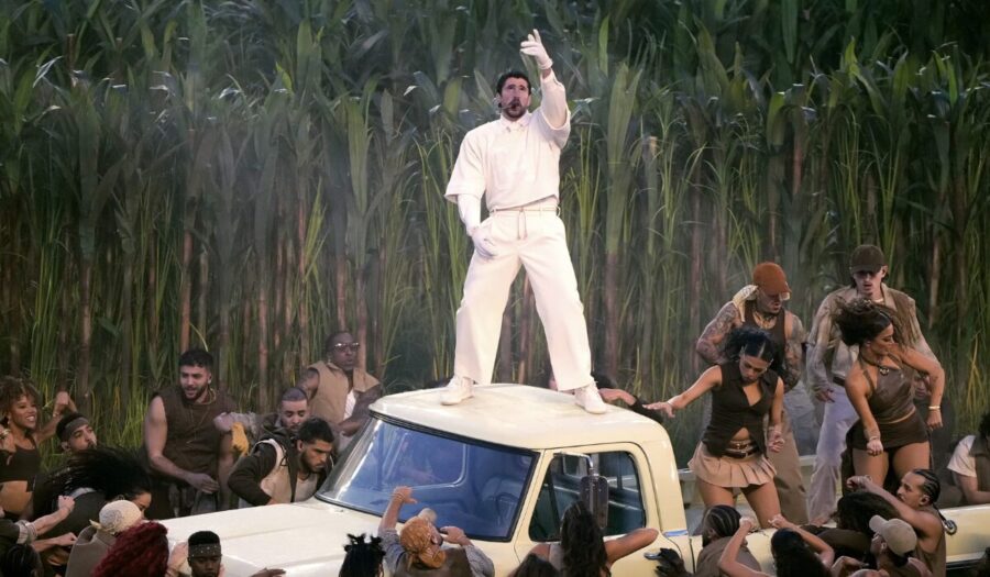 Video: Bad Bunny encabeza el espectáculo de medio tiempo del Super Bowl 2026