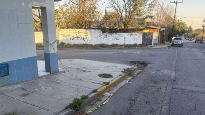 Muere mujer embarazada tras ataque armado mientras compraba tacos en Guadalupe, Nuevo León