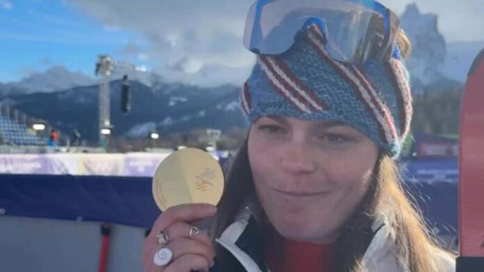 Video: Atletas denuncian que las medallas de los Juegos Olímpicos de Invierno se están rompiendo