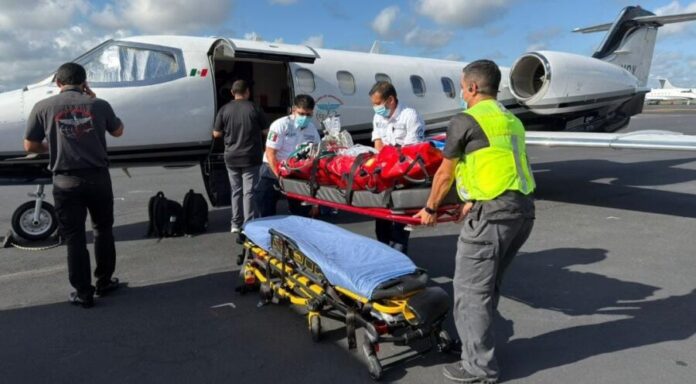 Siniestros en Quintana Roo; explosión deja cinco lesionados en Isla Mujeres e incendio afecta a dos personas en Playa del Carmen.
