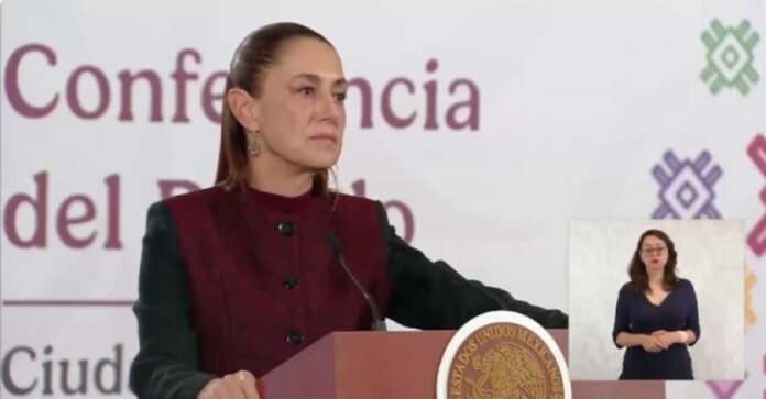 Anuncia la presidenta Claudia Sheinbaum una iniciativa para eliminar pensiones millonarias de exfuncionarios.