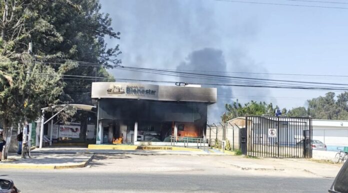 Sigue la violencia Queman 20 sucursales del Banco del Bienestar en Jalisco