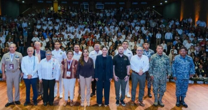 Mara Lezama inaugura en Playa del Carmen congreso estratégico internacional para fortalecer la protección civil.