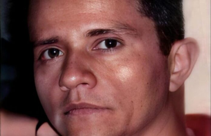 Familiares reclaman a la FGR el cuerpo de Nemesio Oseguera 