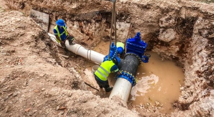 Fuga de agua potable en Zona de Captación podría afectar el servicio en Playa del Carmen