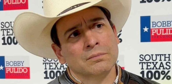 Cantante y politólogo Bobby Pulido gana elecciones primarias en Texas; va contra candidato de Donald Trump.