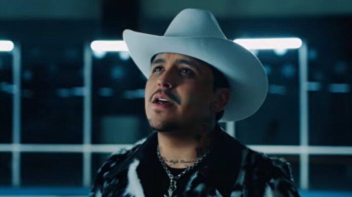 Christian Nodal estrena canción que habla de rupturas amorosas mientras pelea con Cazzu para ver a su hija