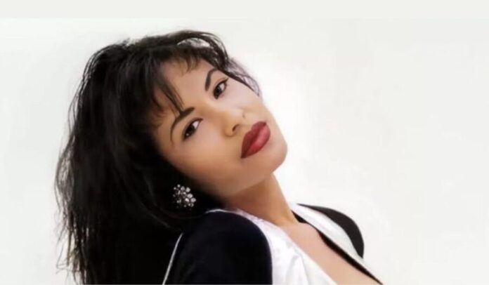 Familia de Selena Quintanilla demanda a Shein por usar la imagen de la cantante sin autorización
