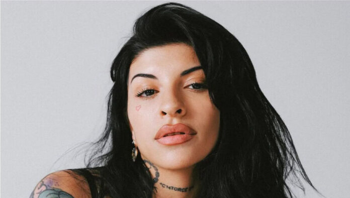 Proponen Ley Cazzu en Michoacán para evitar que padres ausentes bloqueen viajes y pasaportes de sus hijos