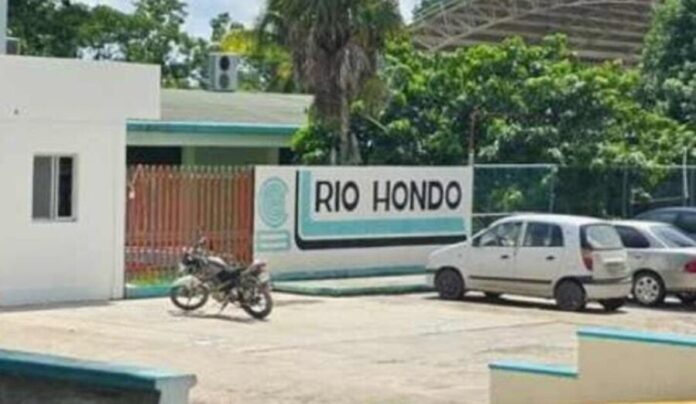 Ahora en Chetumal; dos alumnos de Bachilleres acabaron en el hospital por consumir brownies con marihuana.