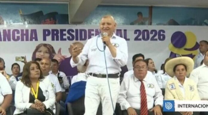 Fallece candidato presidencial de Perú en un accidente de tránsito en los Andes. Fue una auténtica tragedia.