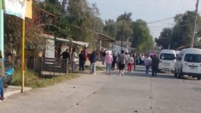 Vecinos linchan a presunto asaltante tras ataque contra automovilista en Teoloyucan, Edomex
