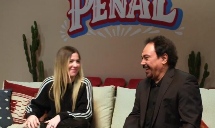 El exfutbolista Hugo Sánchez anuncia un alojamiento de Airbnb en el Estadio Azteca rumbo al Mundial 2026. ¿Qué tal?