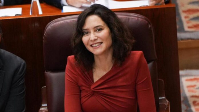 Presidenta de la Comunidad de Madrid asegura que los abusos en la Conquista fueron cometidos por mayas y aztecas