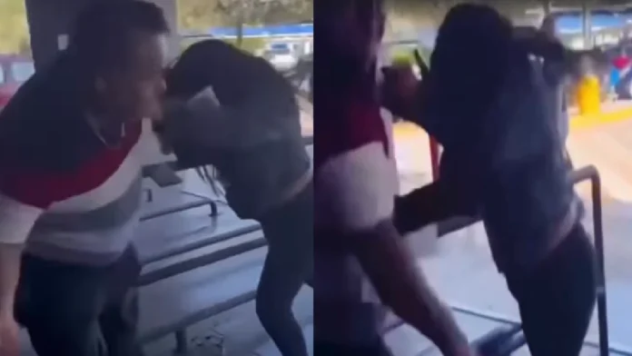 Guardia de Walmart golpea a mujer por presunto robo en Monterrey, Nuevo León