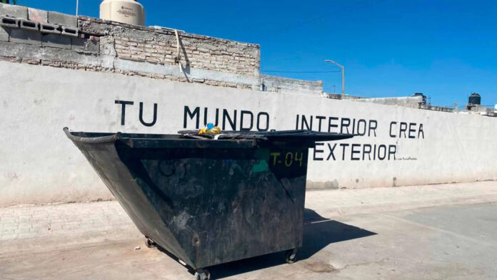 Hallan feto humano dentro de un contenedor de basura en Gómez Palacio, Durango