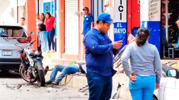 Mecánico pierde la vida tras la explosión de motocicleta que reparaba en Gutiérrez Zamora, Veracruz
